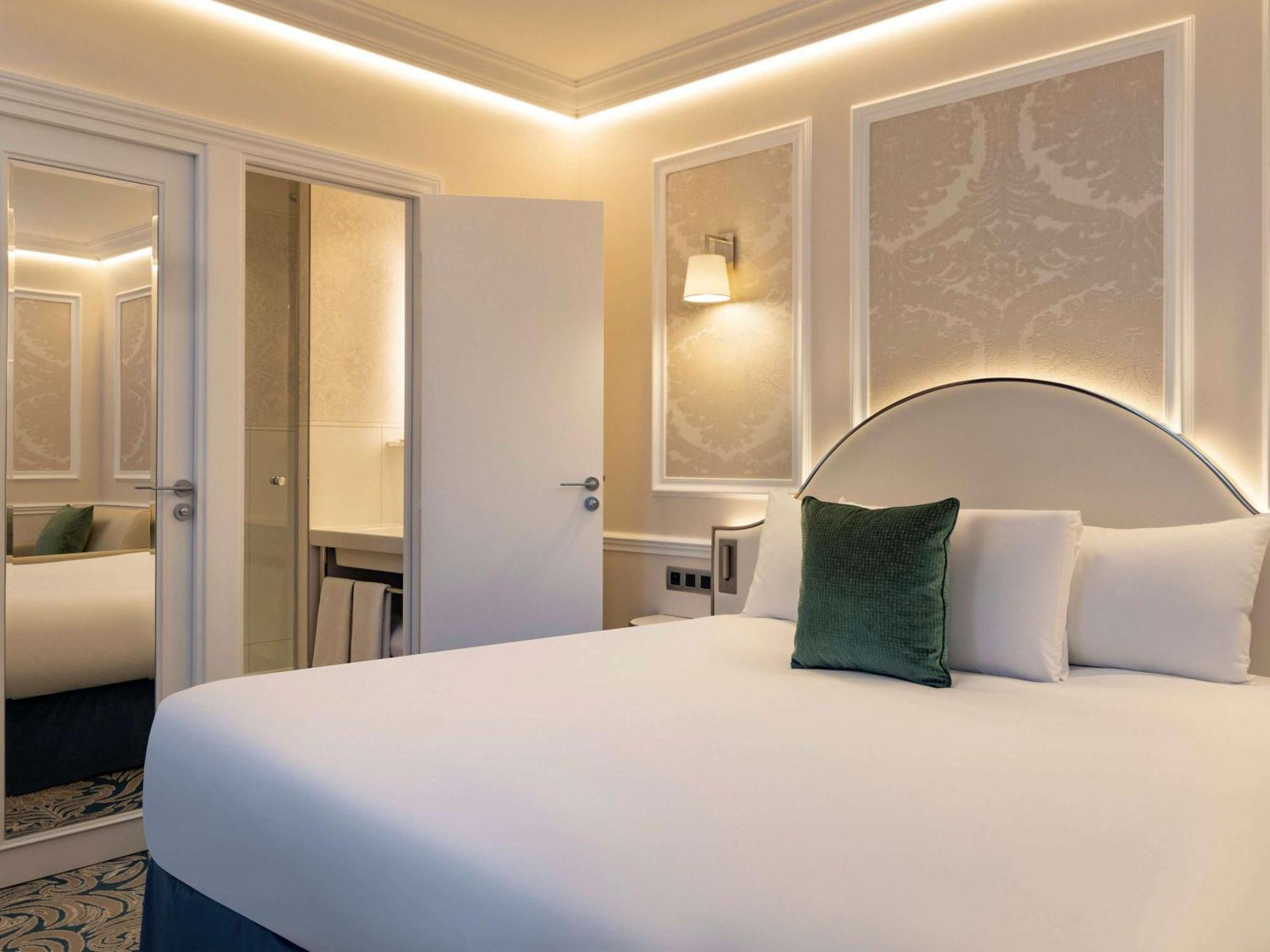 Hotel Mercure La Sorbonne Saint-Germain-Des-Pres Paris Ngoại thất bức ảnh